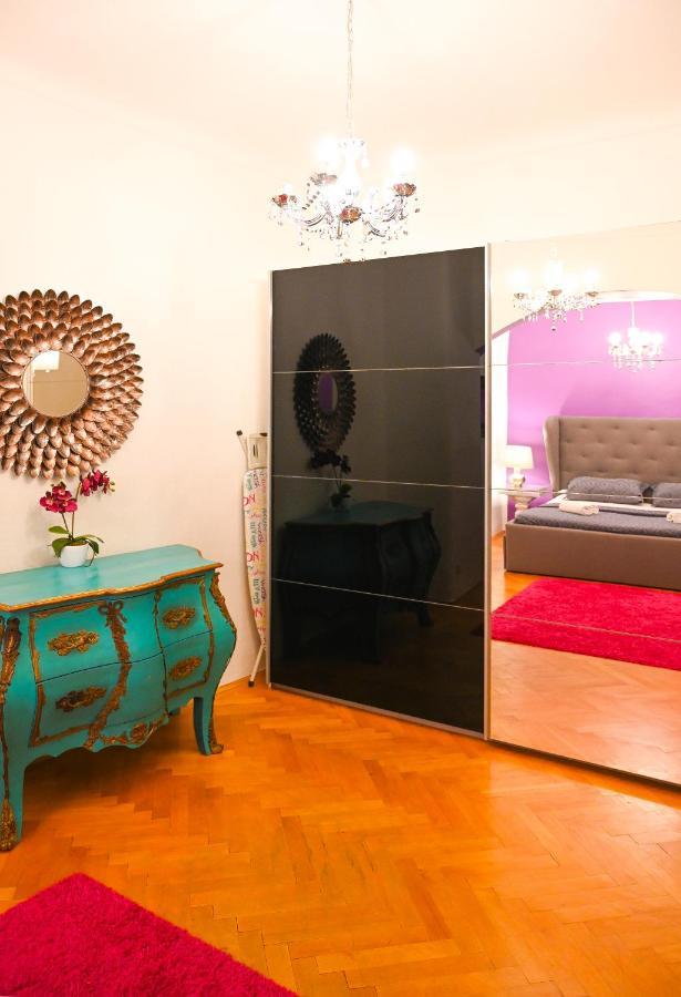 Breathtaking Suite Mozart Vienna Exterior photo